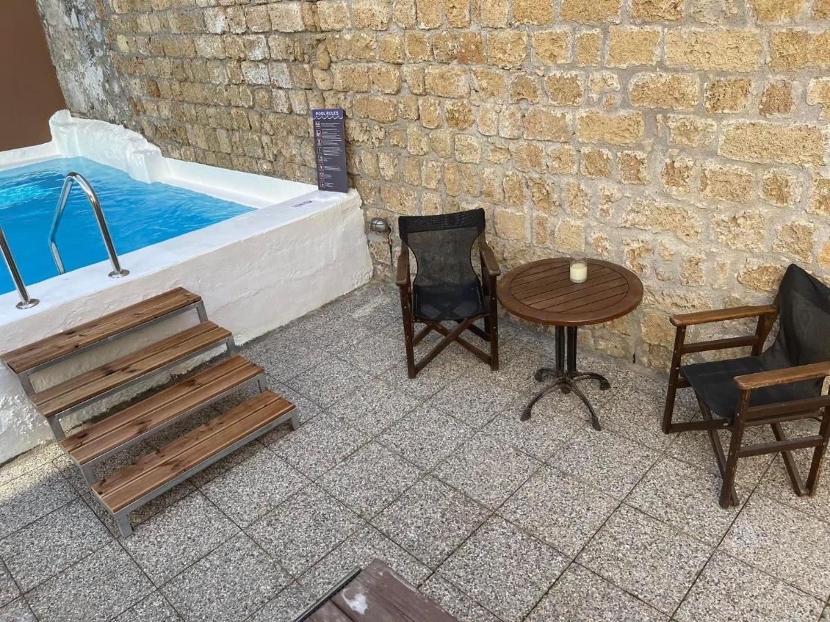 Utopia Luxury Suites - Old Town Rhodes City ภายนอก รูปภาพ