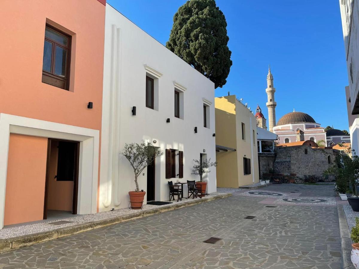 Utopia Luxury Suites - Old Town Rhodes City ภายนอก รูปภาพ