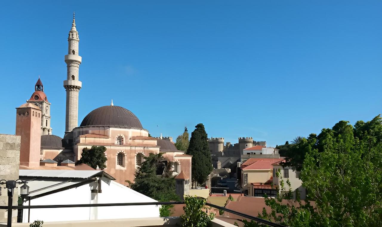 Utopia Luxury Suites - Old Town Rhodes City ภายนอก รูปภาพ