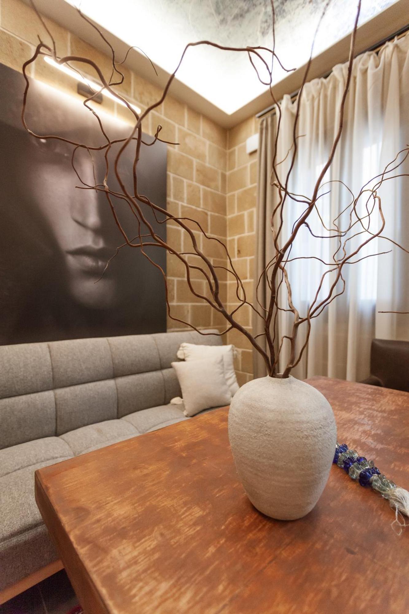 Utopia Luxury Suites - Old Town Rhodes City ภายนอก รูปภาพ