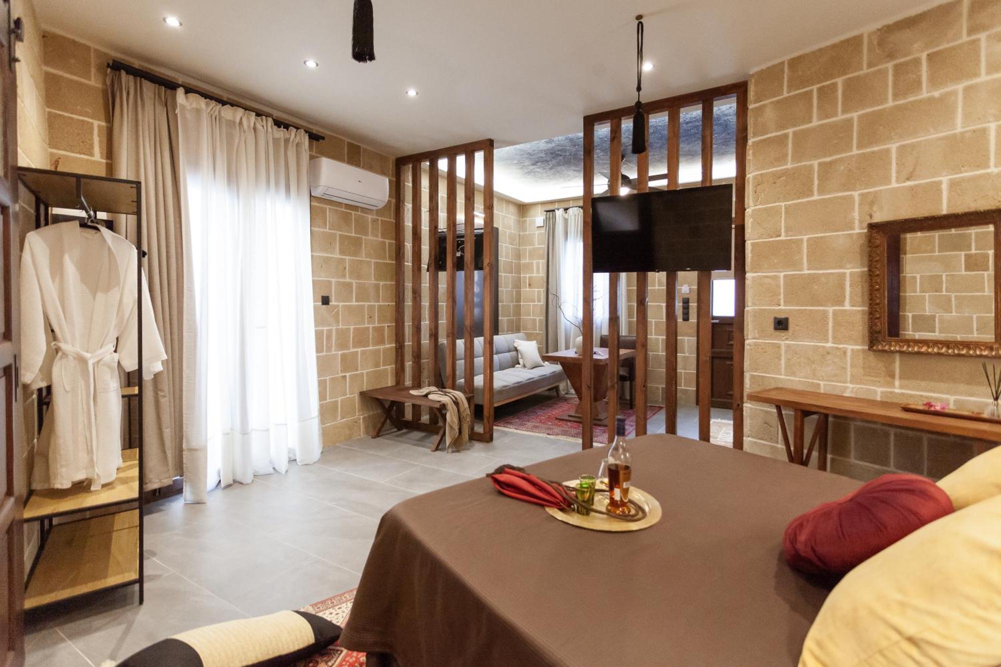 Utopia Luxury Suites - Old Town Rhodes City ภายนอก รูปภาพ