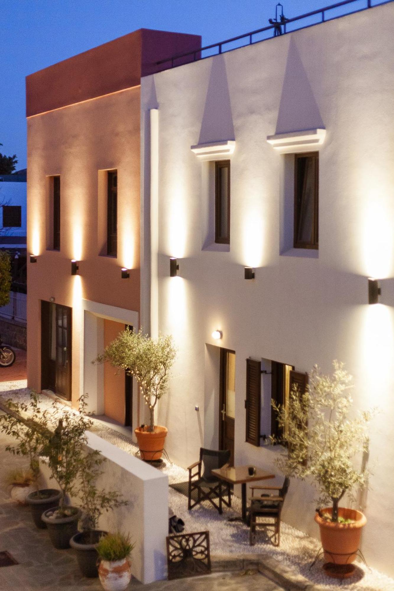 Utopia Luxury Suites - Old Town Rhodes City ภายนอก รูปภาพ